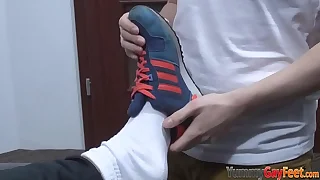 Feet worshipped stud cums